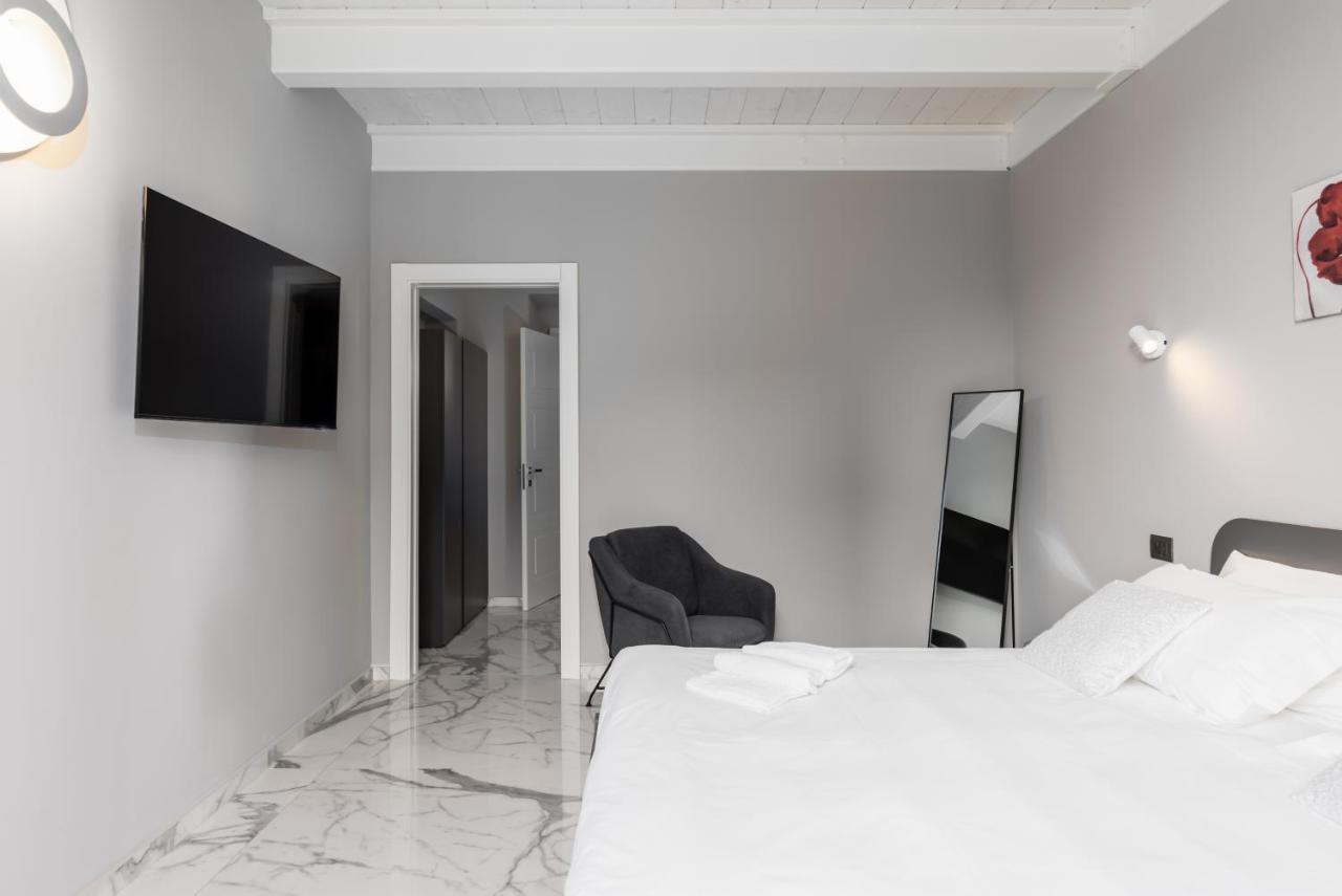Q71 Timeless Suites Турин Экстерьер фото